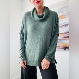 ANTHROPOLOGIE Postmark Lassen Green Cowl Neck Sweater Size Large